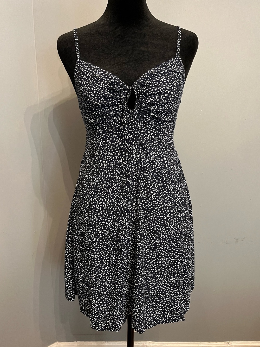 Garage Dark Blue & White Floral Mini Sundress, size S